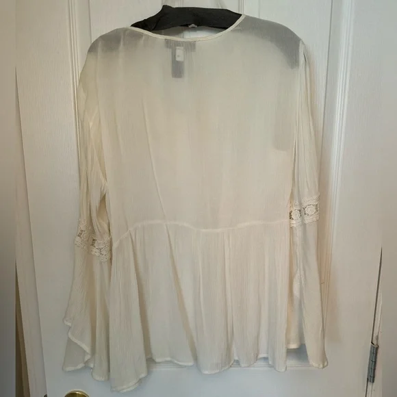 Tunic Style Top - Picture 4 of 6